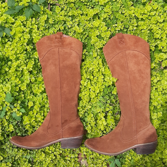 Restricted Shoes - RESTRICTED Tall Suede Boots